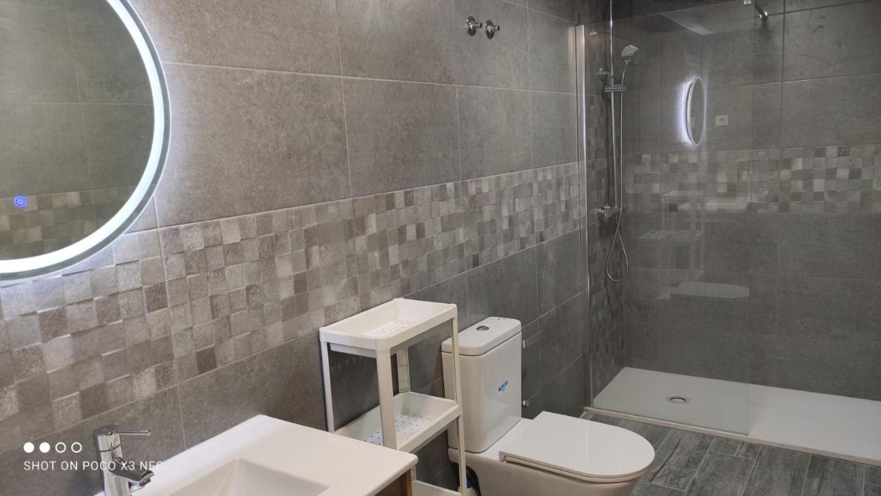 Apartmentsuitespain Playa - Universidades * Valence